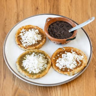 Picaditas